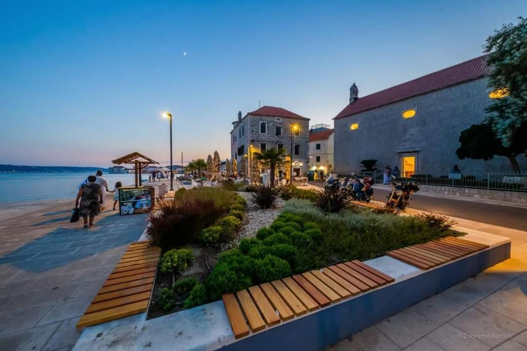 Modern Apartment Near Split & Trogir Kaštela Kültér fotó