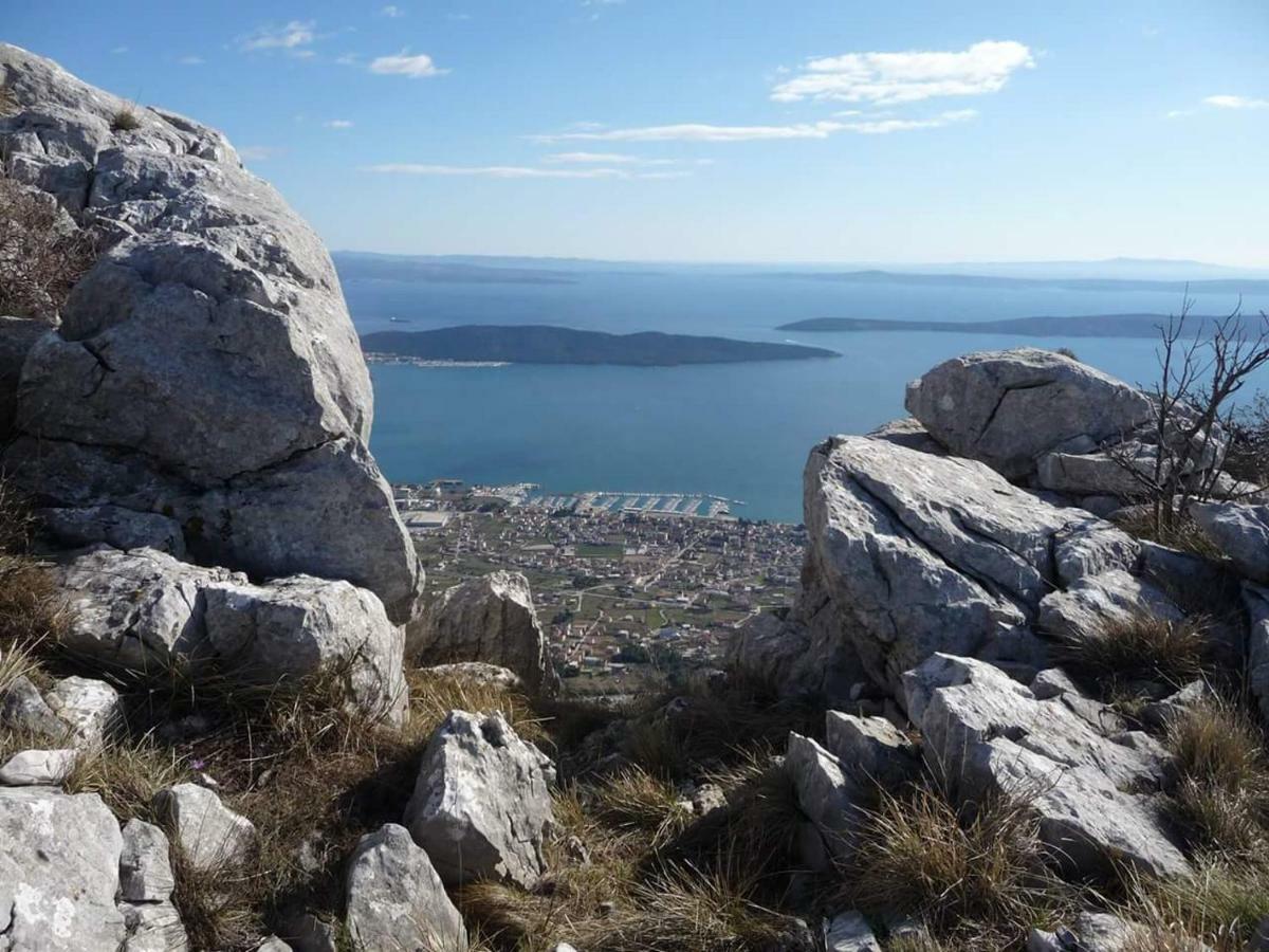 Modern Apartment Near Split & Trogir Kaštela Kültér fotó