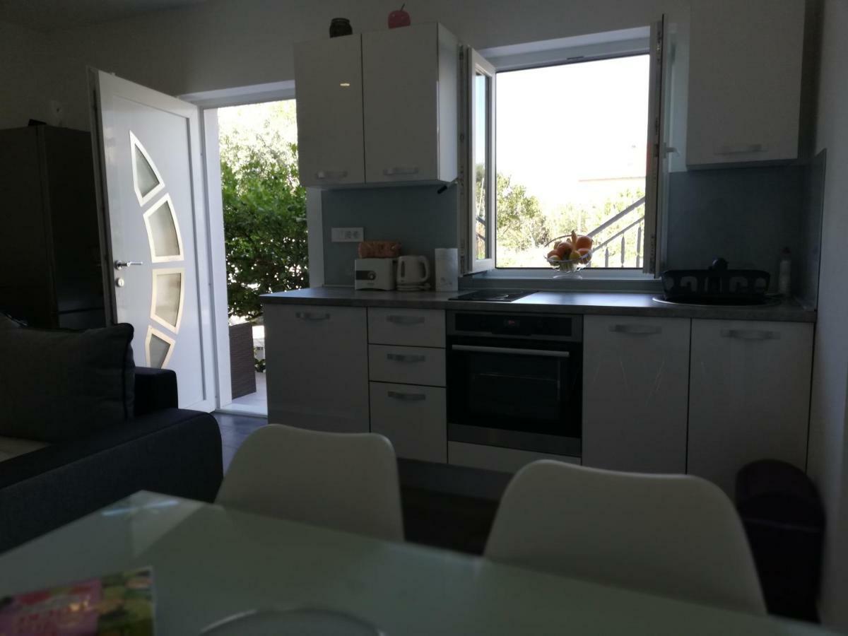 Modern Apartment Near Split & Trogir Kaštela Kültér fotó